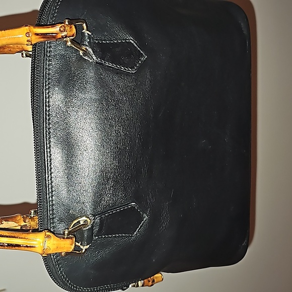 Authentic Gucci small bamboo leather handbag - Picture 2 of 7